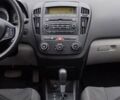 Серый Киа Сид, объемом двигателя 1.6 л и пробегом 287 тыс. км за 6400 $, фото 3 на Automoto.ua
