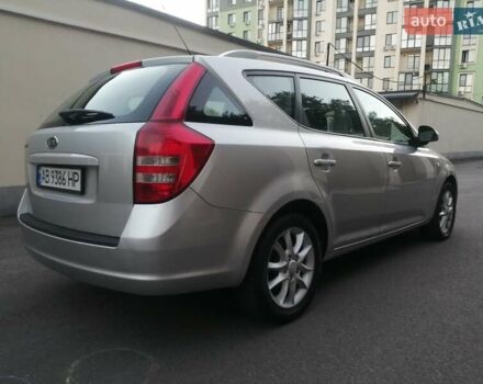 Серый Киа Сид, объемом двигателя 1.59 л и пробегом 142 тыс. км за 5400 $, фото 5 на Automoto.ua