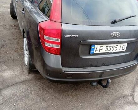 Серый Киа Сид, объемом двигателя 1.6 л и пробегом 270 тыс. км за 5000 $, фото 5 на Automoto.ua