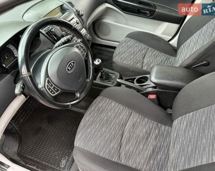 Сірий Кіа Сід, об'ємом двигуна 1.58 л та пробігом 229 тис. км за 6500 $, фото 10 на Automoto.ua