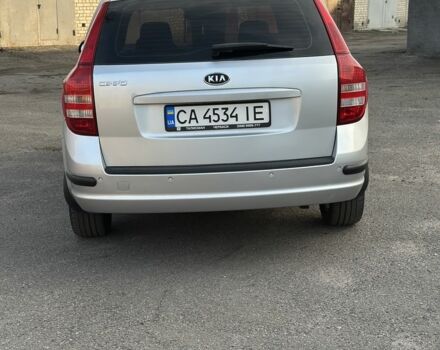 Серый Киа Сид, объемом двигателя 1.6 л и пробегом 208 тыс. км за 6400 $, фото 4 на Automoto.ua