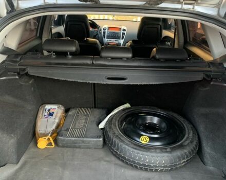 Серый Киа Сид, объемом двигателя 1.6 л и пробегом 208 тыс. км за 6400 $, фото 13 на Automoto.ua