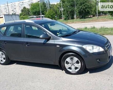 Серый Киа Сид, объемом двигателя 1.6 л и пробегом 240 тыс. км за 5300 $, фото 4 на Automoto.ua