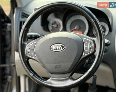 Сірий Кіа Сід, об'ємом двигуна 1.6 л та пробігом 231 тис. км за 5200 $, фото 21 на Automoto.ua