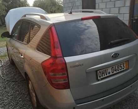 Серый Киа Сид, объемом двигателя 1.6 л и пробегом 197 тыс. км за 5900 $, фото 1 на Automoto.ua