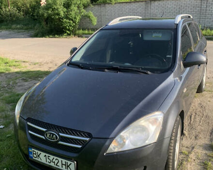 Сірий Кіа Сід, об'ємом двигуна 0 л та пробігом 241 тис. км за 6500 $, фото 3 на Automoto.ua