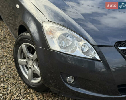 Сірий Кіа Сід, об'ємом двигуна 1.6 л та пробігом 231 тис. км за 5200 $, фото 4 на Automoto.ua