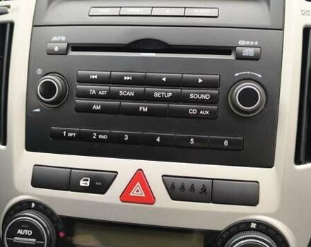 Серый Киа Сид, объемом двигателя 2 л и пробегом 238 тыс. км за 5800 $, фото 7 на Automoto.ua