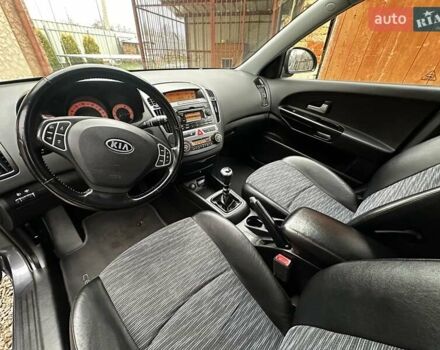 Серый Киа Сид, объемом двигателя 1.6 л и пробегом 178 тыс. км за 5399 $, фото 49 на Automoto.ua