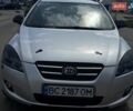 Серый Киа Сид, объемом двигателя 1.6 л и пробегом 364 тыс. км за 5900 $, фото 1 на Automoto.ua