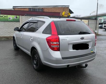 Серый Киа Сид, объемом двигателя 0 л и пробегом 238 тыс. км за 5800 $, фото 1 на Automoto.ua