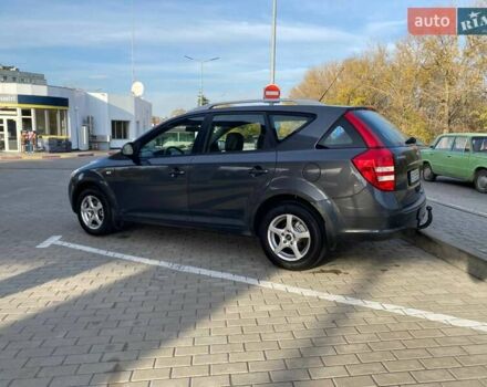 Кіа Сід 2007 у Запоріжжя на Automoto.ua Сірий Кіа Сід, об'ємом двигуна 1.58 л та пробігом 360 тис. км за 5499 $, фото 8 на Automoto.ua