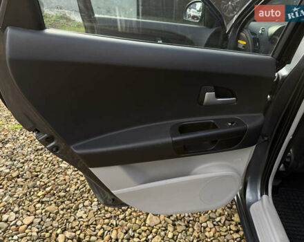 Сірий Кіа Сід, об'ємом двигуна 1.6 л та пробігом 231 тис. км за 5200 $, фото 17 на Automoto.ua