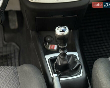 Сірий Кіа Сід, об'ємом двигуна 1.6 л та пробігом 231 тис. км за 5200 $, фото 20 на Automoto.ua