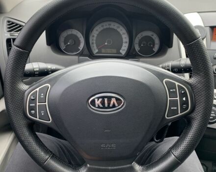 Серый Киа Сид, объемом двигателя 1.6 л и пробегом 208 тыс. км за 6400 $, фото 7 на Automoto.ua
