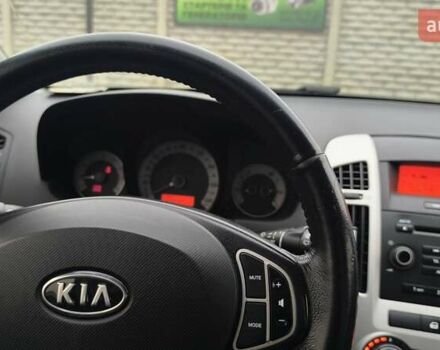 Серый Киа Сид, объемом двигателя 2 л и пробегом 238 тыс. км за 5800 $, фото 13 на Automoto.ua