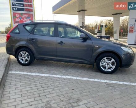 Кіа Сід 2007 у Запоріжжя на Automoto.ua Сірий Кіа Сід, об'ємом двигуна 1.58 л та пробігом 360 тис. км за 5499 $, фото 12 на Automoto.ua