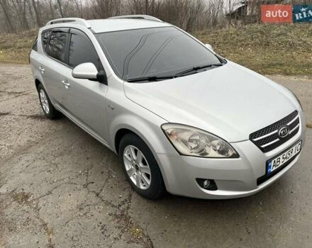 Серый Киа Сид, объемом двигателя 1.6 л и пробегом 199 тыс. км за 6200 $, фото 28 на Automoto.ua