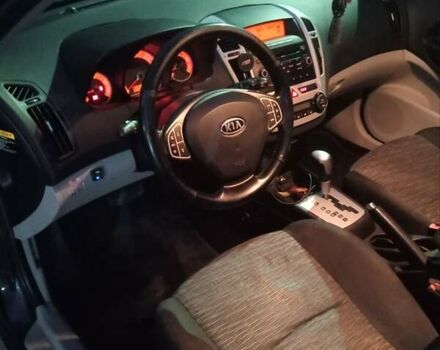 Киа Сид 2008 в Львове на Automoto.ua Серый Киа Сид, объемом двигателя 1.6 л и пробегом 160 тыс. км за 7100 $, фото 4 на Automoto.ua