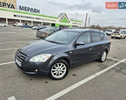 Серый Киа Сид, объемом двигателя 1.4 л и пробегом 156 тыс. км за 6450 $, фото 40 на Automoto.ua