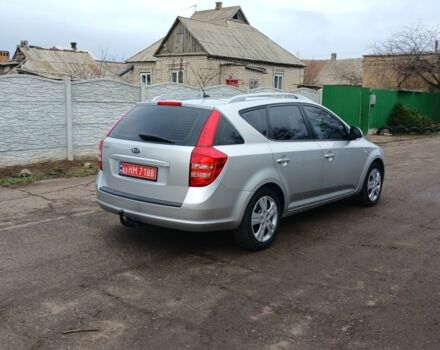 Сірий Кіа Сід, об'ємом двигуна 0 л та пробігом 217 тис. км за 5700 $, фото 5 на Automoto.ua