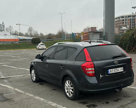 Серый Киа Сид, объемом двигателя 1.4 л и пробегом 258 тыс. км за 4599 $, фото 6 на Automoto.ua