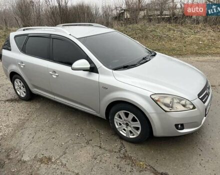 Серый Киа Сид, объемом двигателя 1.6 л и пробегом 199 тыс. км за 6200 $, фото 20 на Automoto.ua