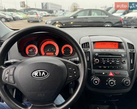 Серый Киа Сид, объемом двигателя 1.6 л и пробегом 216 тыс. км за 7300 $, фото 63 на Automoto.ua