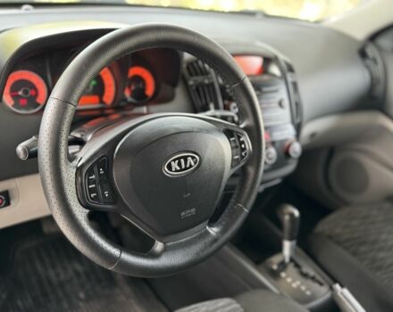 Серый Киа Сид, объемом двигателя 1.6 л и пробегом 186 тыс. км за 5599 $, фото 15 на Automoto.ua