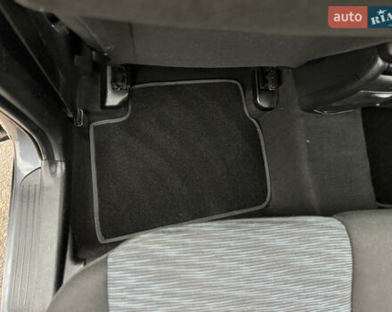 Серый Киа Сид, объемом двигателя 1.6 л и пробегом 216 тыс. км за 7300 $, фото 44 на Automoto.ua