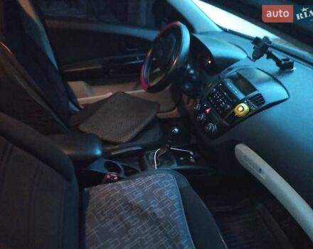 Серый Киа Сид, объемом двигателя 1.6 л и пробегом 181 тыс. км за 5500 $, фото 5 на Automoto.ua