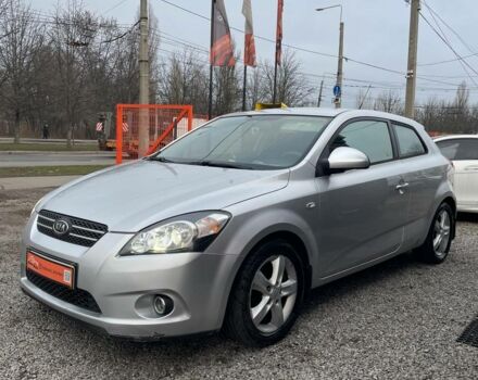 Серый Киа Сид, объемом двигателя 1.4 л и пробегом 204 тыс. км за 5999 $, фото 6 на Automoto.ua