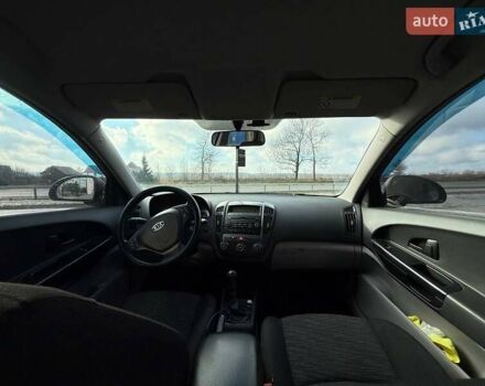 Серый Киа Сид, объемом двигателя 1.6 л и пробегом 247 тыс. км за 5999 $, фото 11 на Automoto.ua