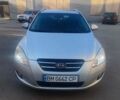 Серый Киа Сид, объемом двигателя 1.6 л и пробегом 237 тыс. км за 6000 $, фото 1 на Automoto.ua