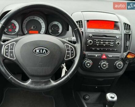 Сірий Кіа Сід, об'ємом двигуна 1.4 л та пробігом 202 тис. км за 6700 $, фото 18 на Automoto.ua