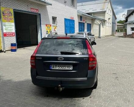 Серый Киа Сид, объемом двигателя 1.6 л и пробегом 280 тыс. км за 4900 $, фото 2 на Automoto.ua