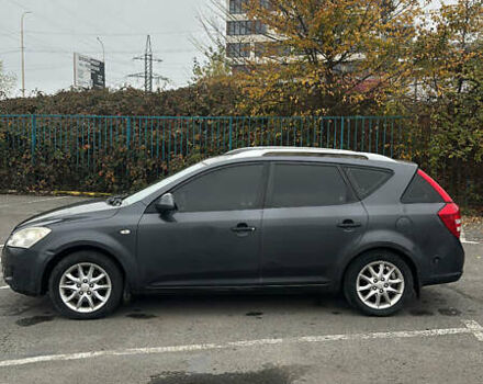 Серый Киа Сид, объемом двигателя 1.4 л и пробегом 258 тыс. км за 4599 $, фото 5 на Automoto.ua