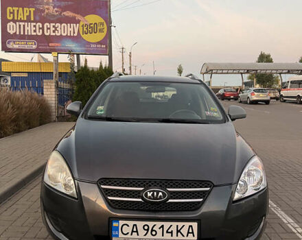 Киа Сид 2008 в Черкассах на Automoto.ua Серый Киа Сид, объемом двигателя 1.58 л и пробегом 165 тыс. км за 5700 $, фото 7 на Automoto.ua