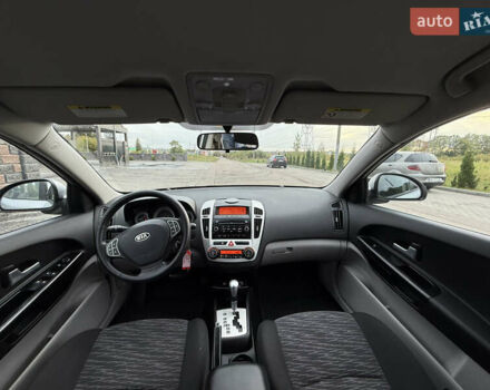 Серый Киа Сид, объемом двигателя 1.6 л и пробегом 197 тыс. км за 6700 $, фото 7 на Automoto.ua