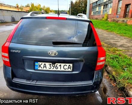 Киа Сид 2008 в Киеве на Automoto.ua Серый Киа Сид, объемом двигателя 1.6 л и пробегом 378 тыс. км за 5500 $, фото 1 на Automoto.ua