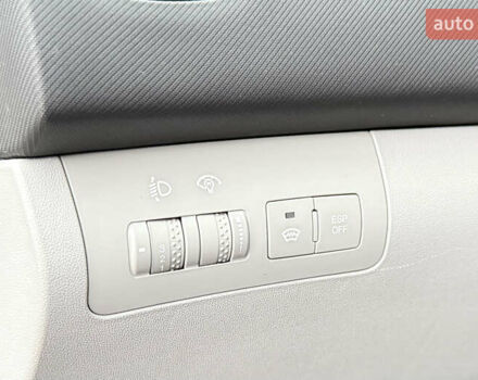 Серый Киа Сид, объемом двигателя 1.6 л и пробегом 223 тыс. км за 6000 $, фото 15 на Automoto.ua