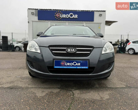Серый Киа Сид, объемом двигателя 1.6 л и пробегом 216 тыс. км за 7300 $, фото 2 на Automoto.ua