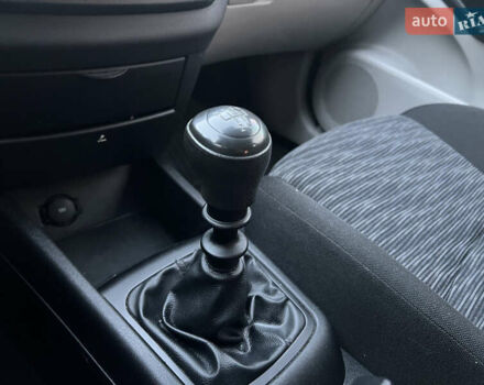 Серый Киа Сид, объемом двигателя 1.59 л и пробегом 249 тыс. км за 6250 $, фото 36 на Automoto.ua