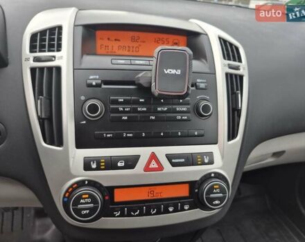 Серый Киа Сид, объемом двигателя 1.4 л и пробегом 156 тыс. км за 6450 $, фото 76 на Automoto.ua