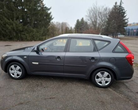 Серый Киа Сид, объемом двигателя 1.4 л и пробегом 228 тыс. км за 6200 $, фото 6 на Automoto.ua