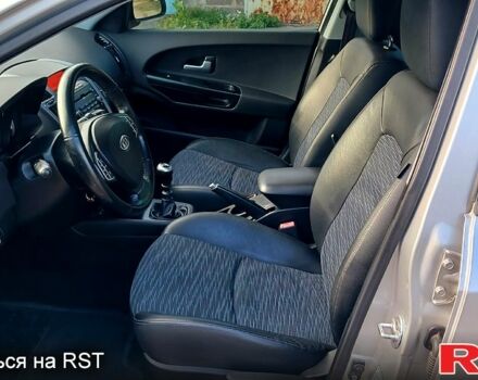 Сірий Кіа Сід, об'ємом двигуна 1.4 л та пробігом 217 тис. км за 5700 $, фото 9 на Automoto.ua