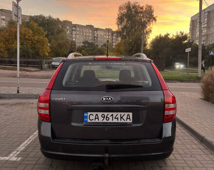 Киа Сид 2008 в Черкассах на Automoto.ua Серый Киа Сид, объемом двигателя 1.58 л и пробегом 165 тыс. км за 5700 $, фото 5 на Automoto.ua