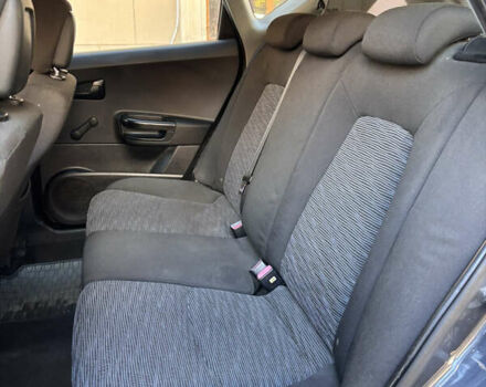 Сірий Кіа Сід, об'ємом двигуна 1.6 л та пробігом 275 тис. км за 5200 $, фото 18 на Automoto.ua