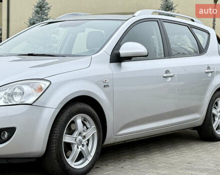 Серый Киа Сид, объемом двигателя 1.59 л и пробегом 223 тыс. км за 6000 $, фото 3 на Automoto.ua