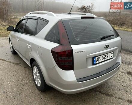 Серый Киа Сид, объемом двигателя 1.6 л и пробегом 199 тыс. км за 6200 $, фото 14 на Automoto.ua